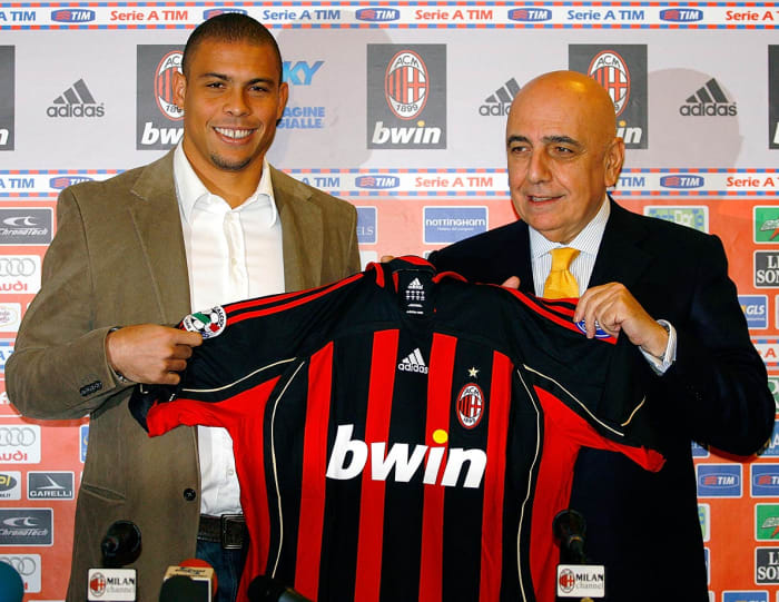 2007-0202-Ronaldo-Adriano-Galliani.jpg